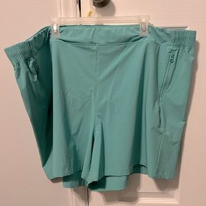 Columbia Active 6" Shorts